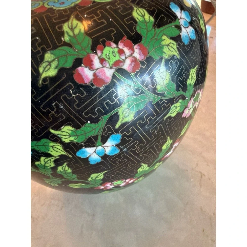 Vintage Chinese Cloisonne Black‎ Enamel Ginger Jar with Floral Design 10